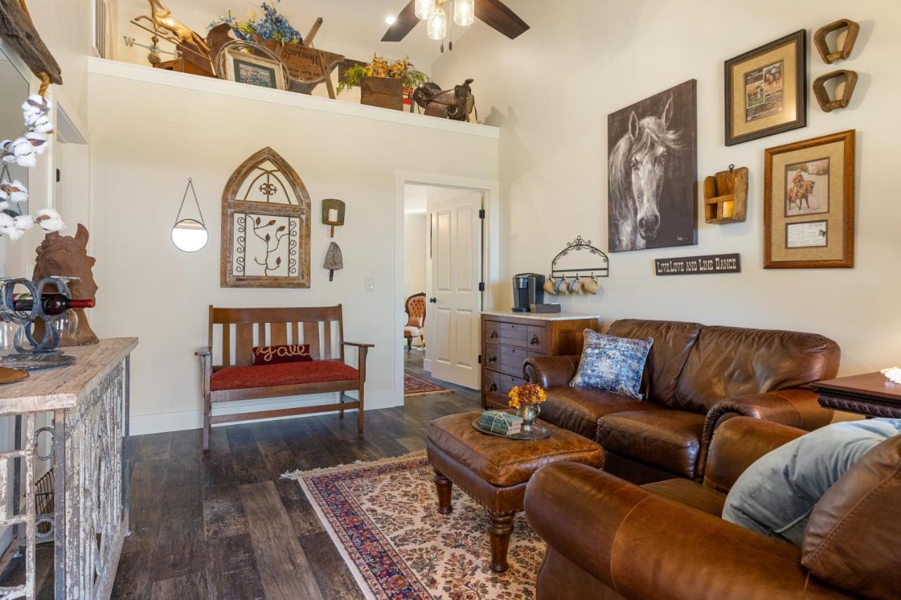 Inn At Sunset Mill Ranch Wimberley Buitenkant foto
