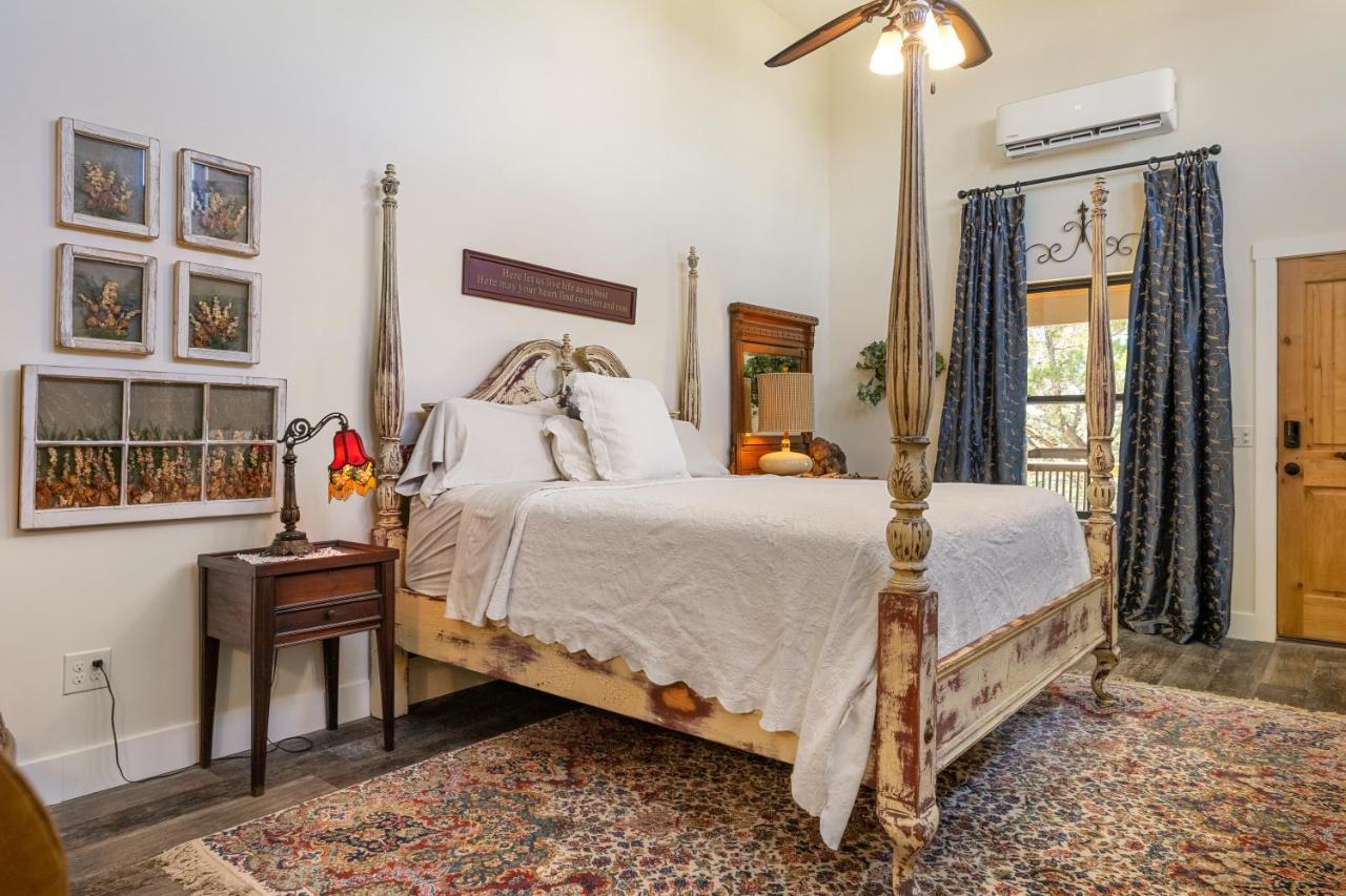 Inn At Sunset Mill Ranch Wimberley Buitenkant foto