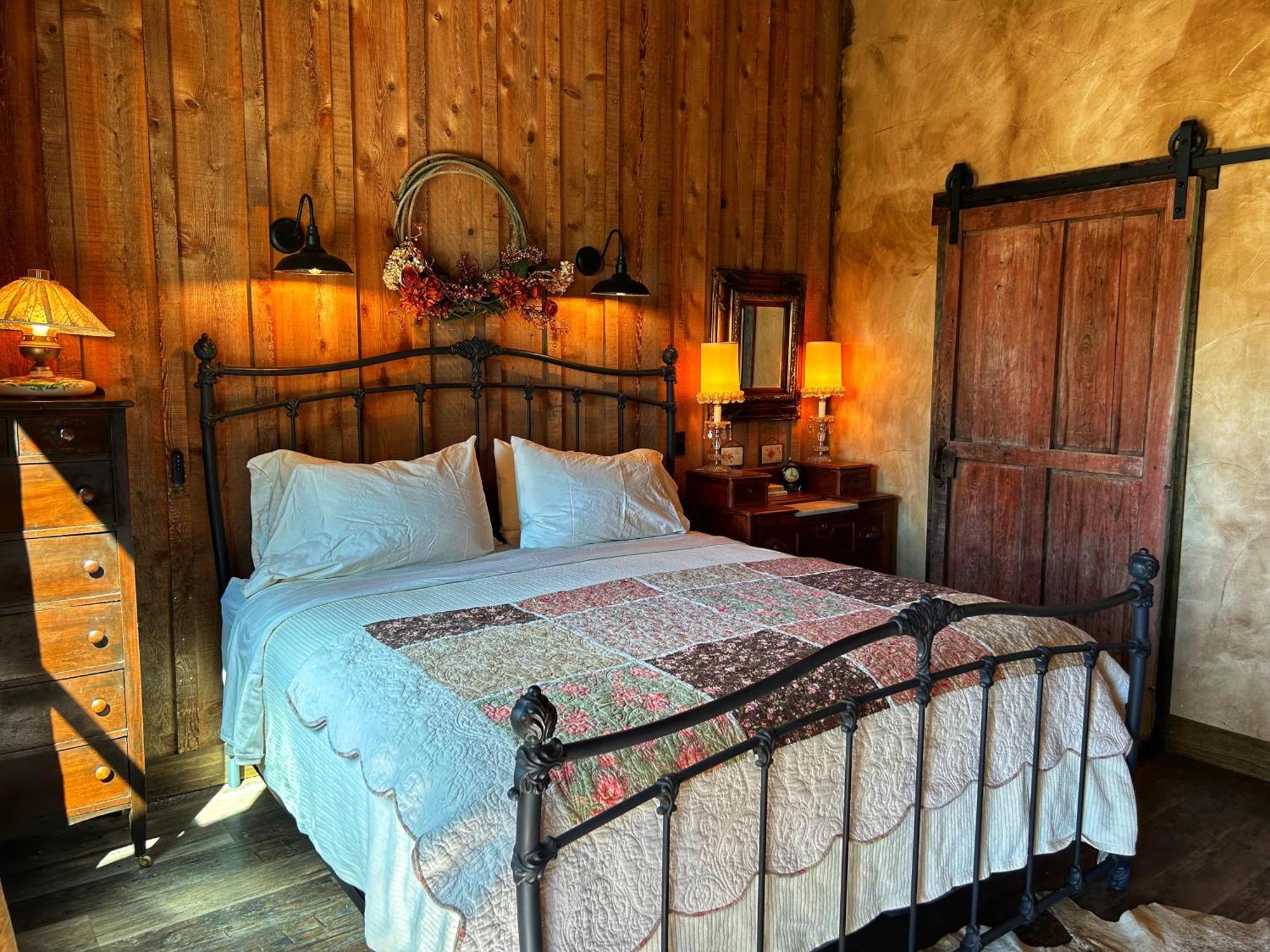 Inn At Sunset Mill Ranch Wimberley Buitenkant foto